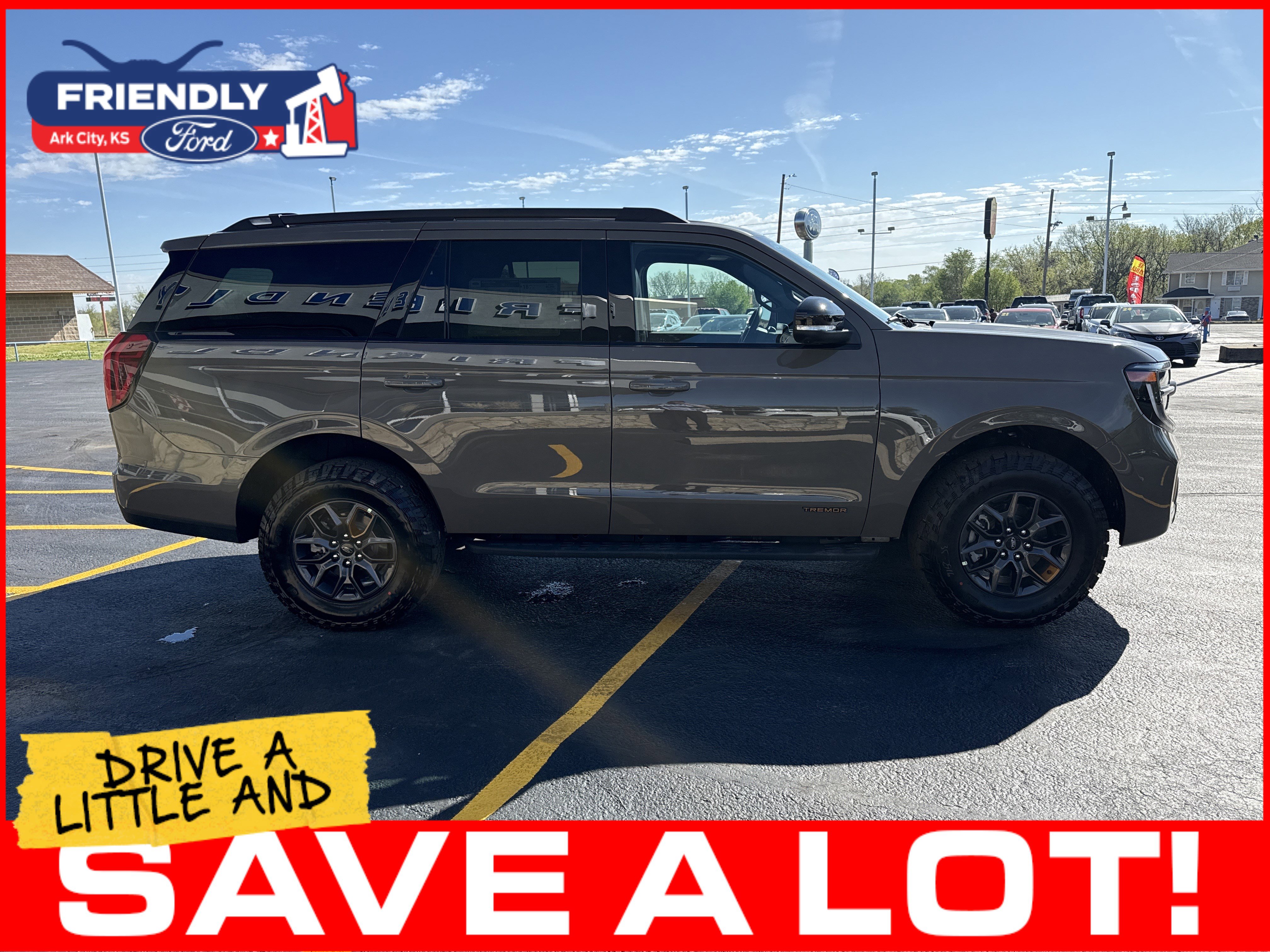 New 2026 Ford Expedition Tremor image 4