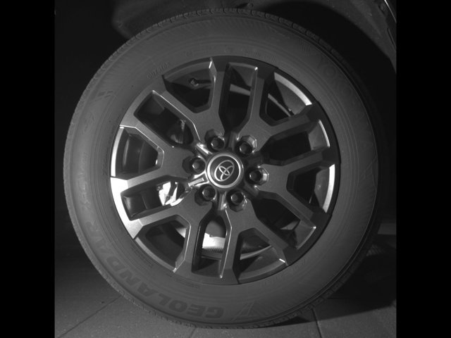 Used 2024 Toyota Sequoia Platinum AWD/4WD image 9