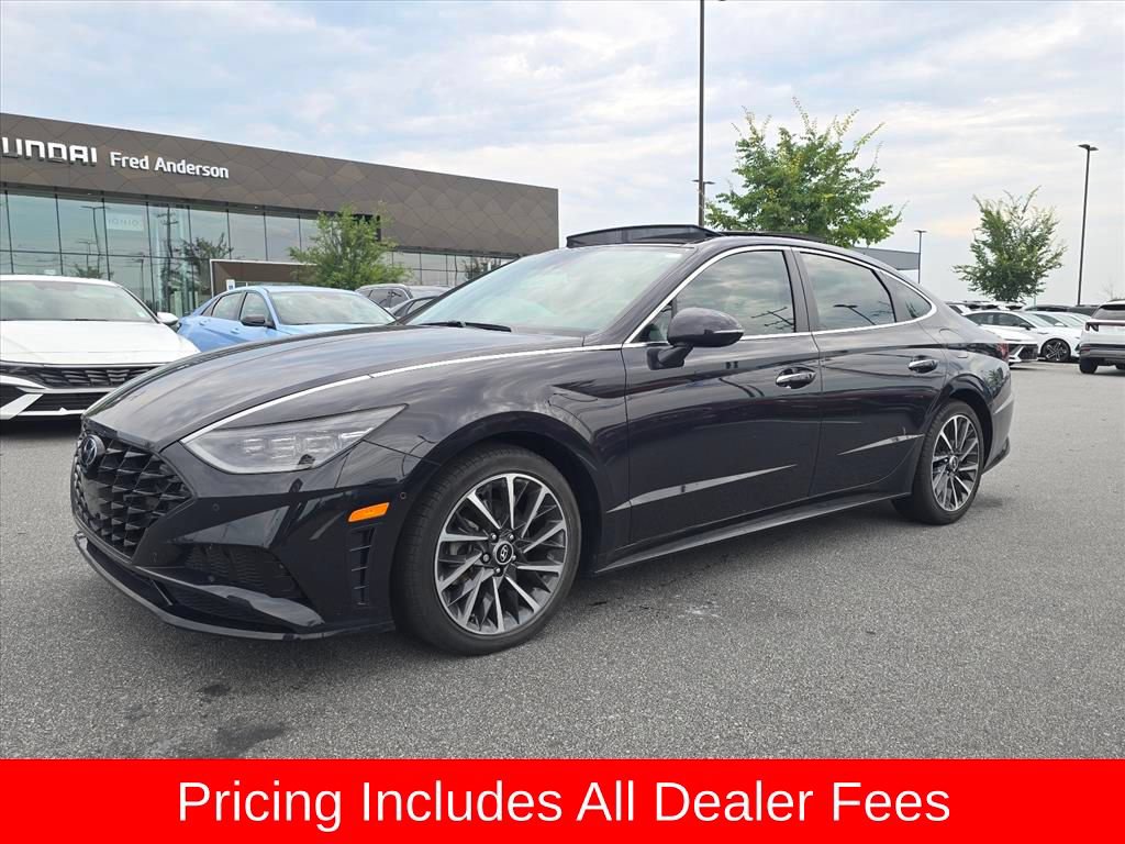 Certified 2023 Hyundai Sonata Limited w/ Preferred Accessory Package FWD image 7