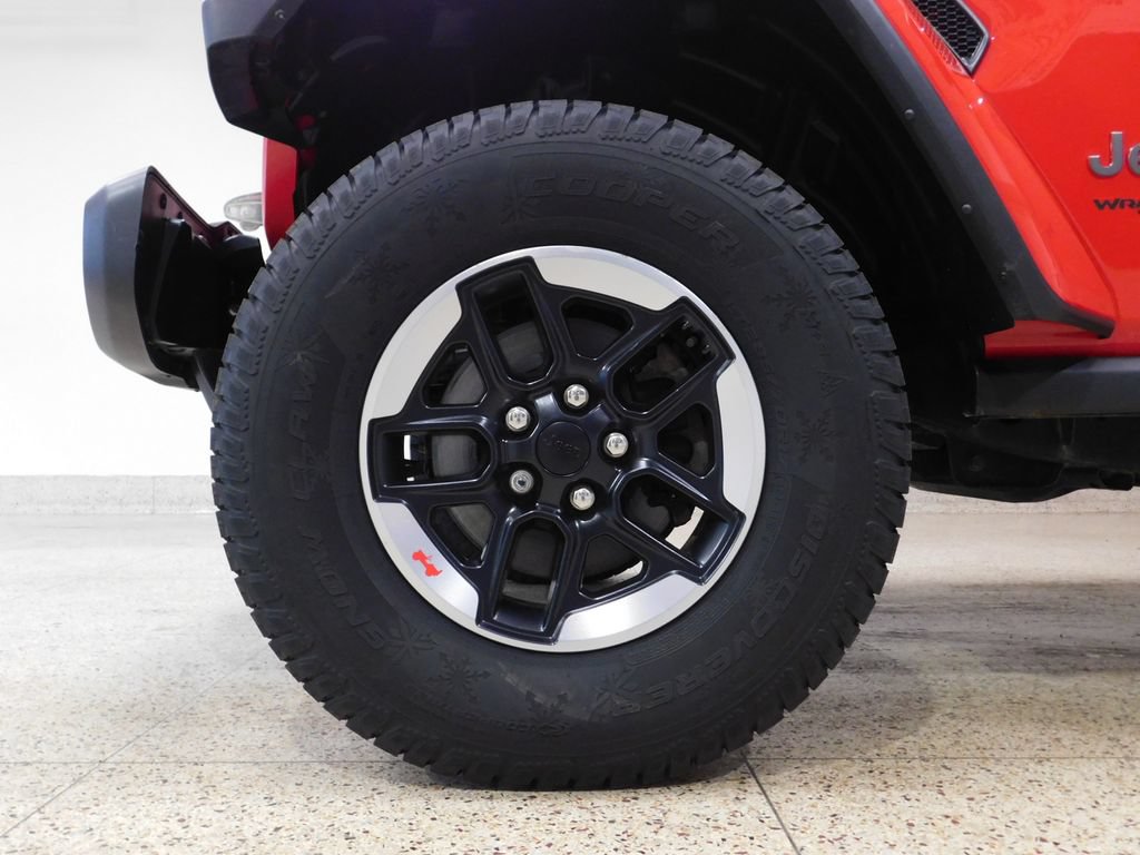 Used 2021 Jeep Wrangler Unlimited Rubicon w/ Dual Top Group AWD/4WD image 24