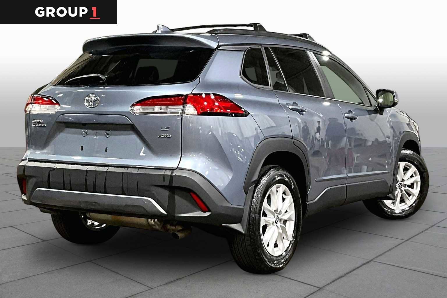 Used 2023 Toyota Corolla Cross LE w/ Moonroof Package image 13