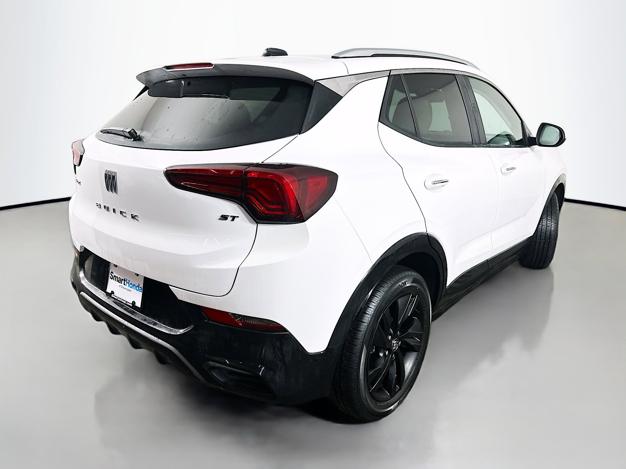 Used 2024 Buick Encore GX Sport Touring image 7