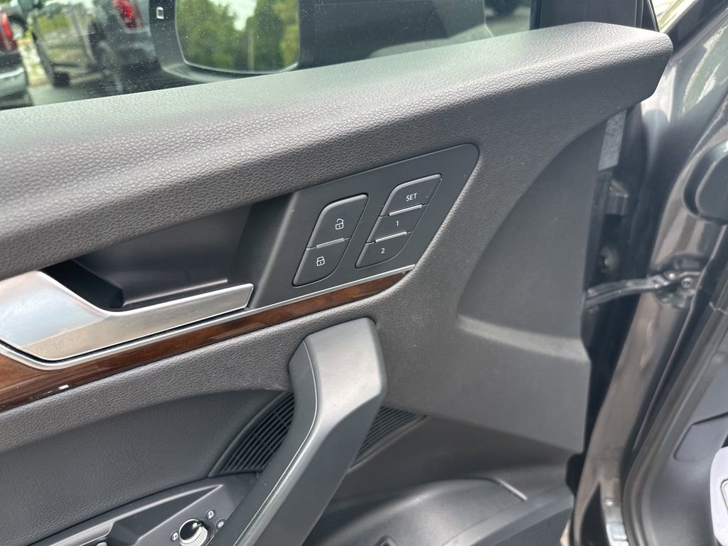 Used 2018 Audi Q5 2.0T Premium Plus AWD/4WD image 15