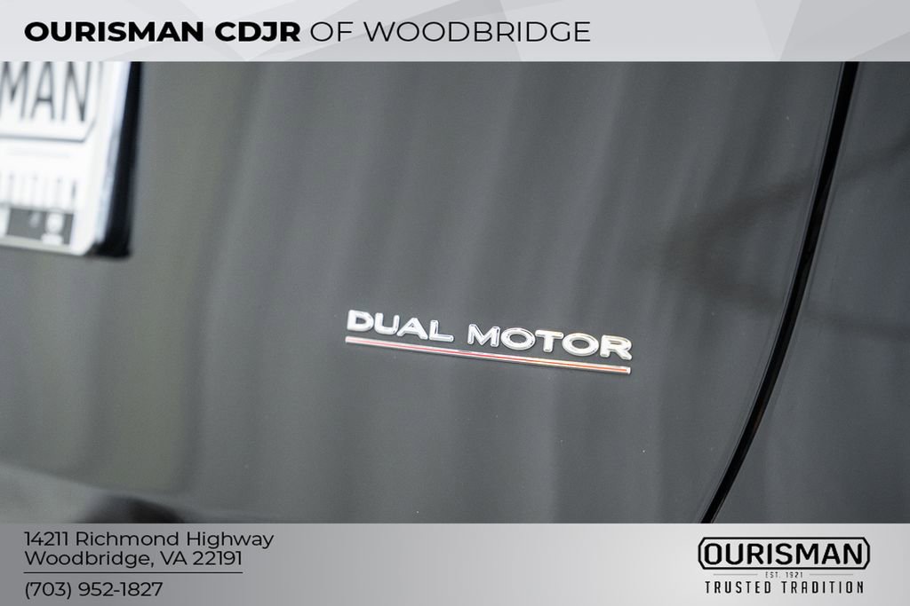 Used 2020 Tesla Model Y Performance image 9