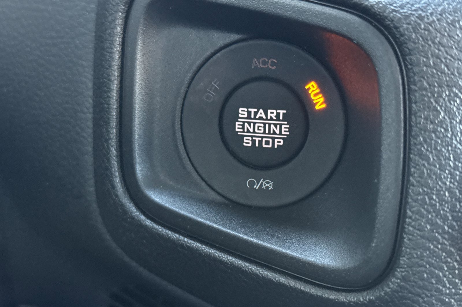 New 2026 Jeep Gladiator Sport image 20