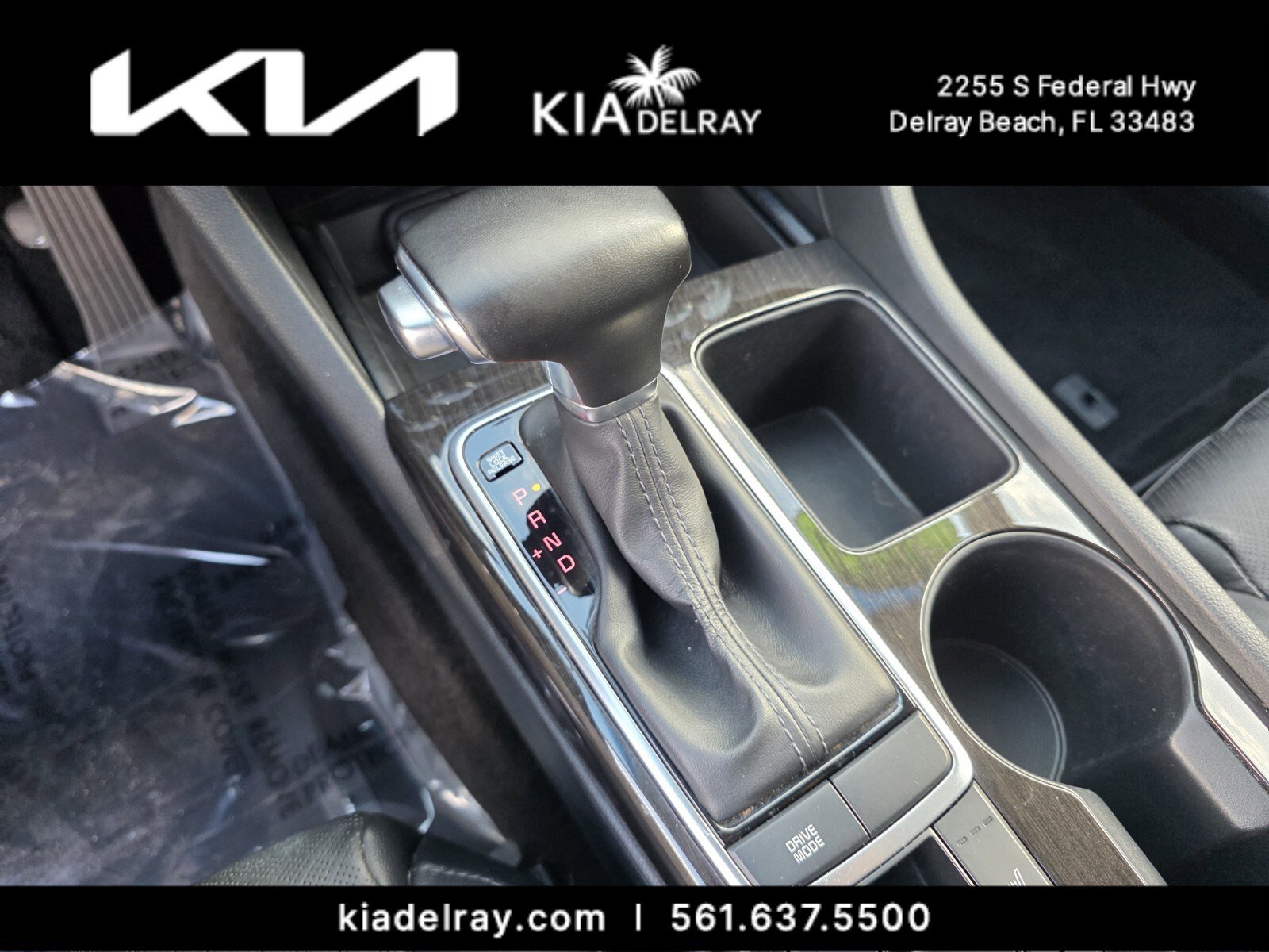 Used 2020 Hyundai Santa Fe Limited image 31