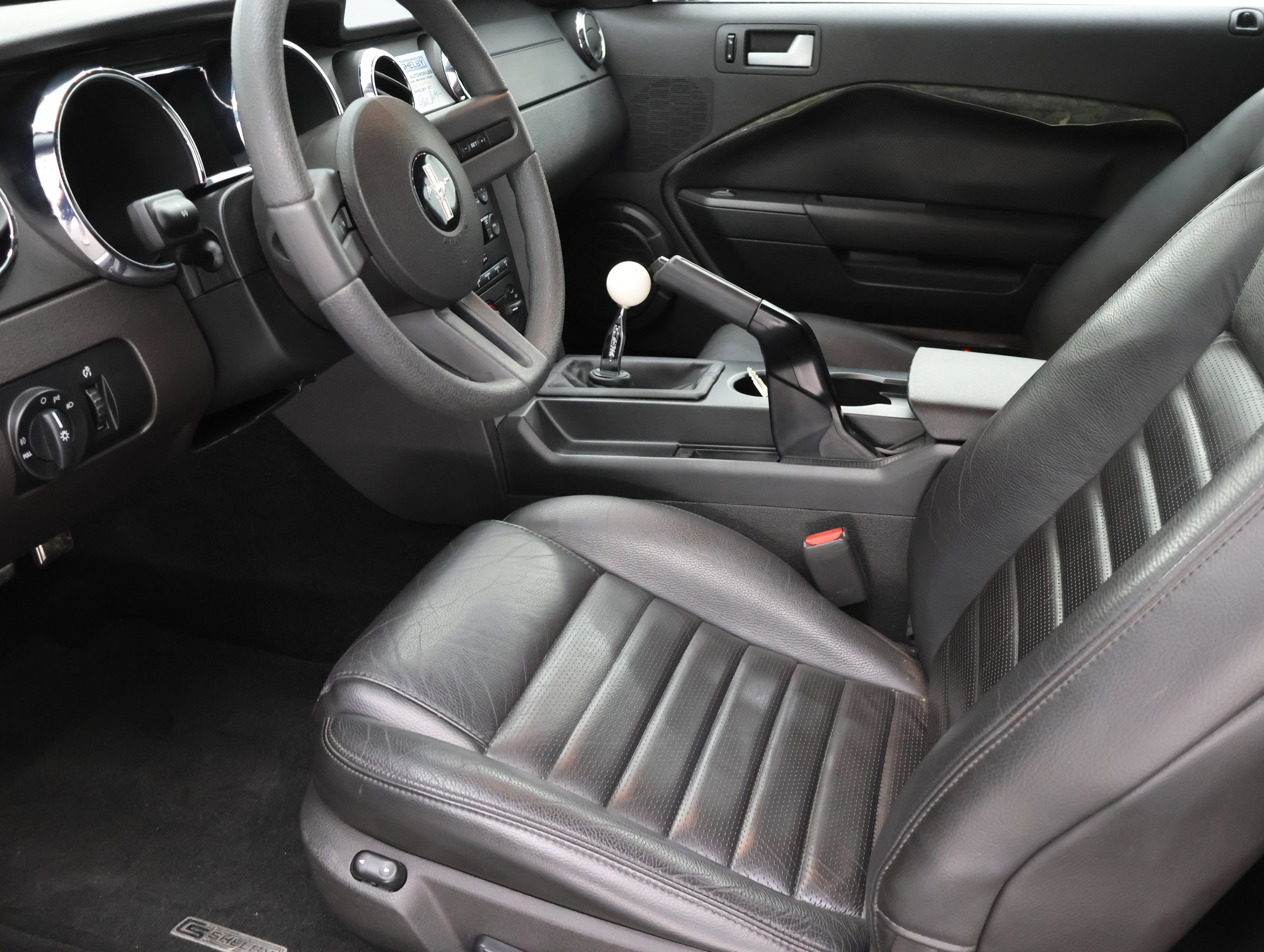 Used 2007 Ford Mustang GT Premium RWD image 8