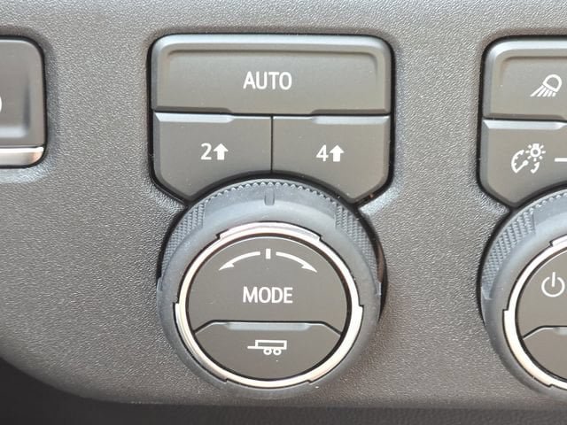 New 2026 Chevrolet Silverado 1500 RST w/ Safety Package AWD/4WD image 8