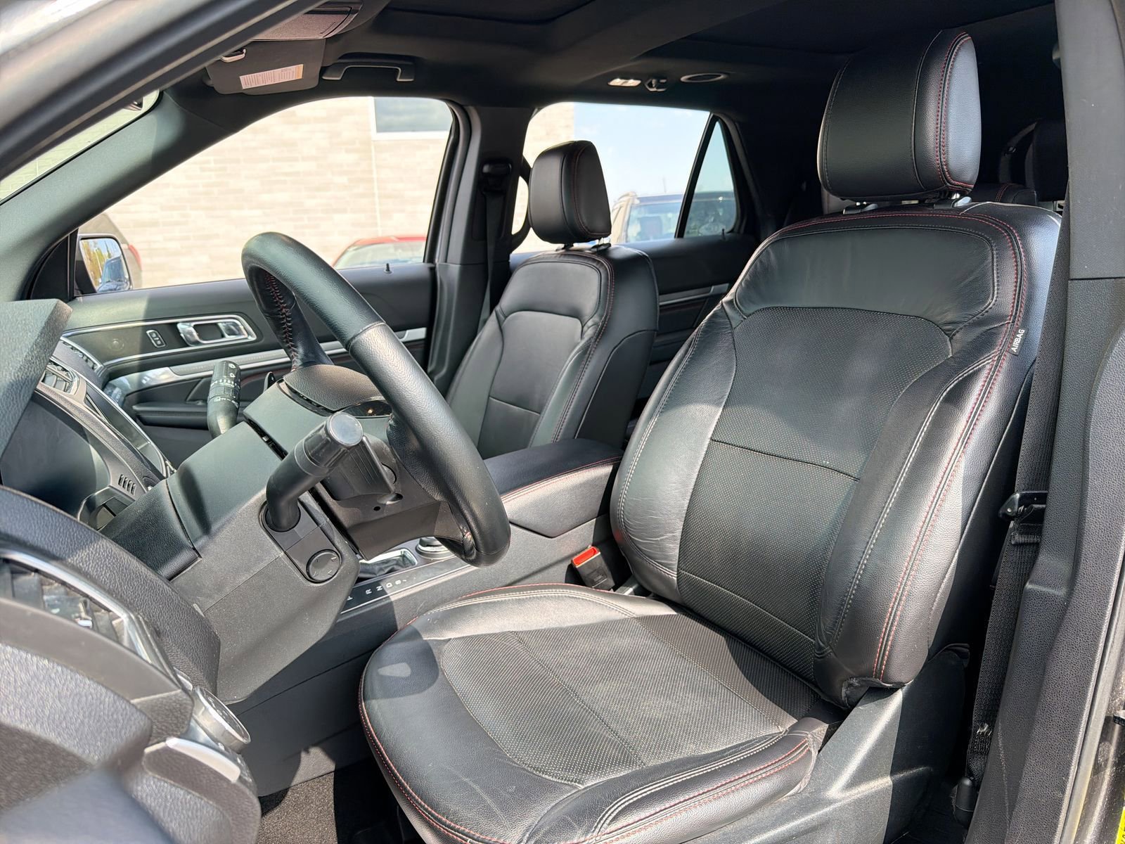 Used 2018 Ford Explorer Sport w/ Equipment Group 401A image 22