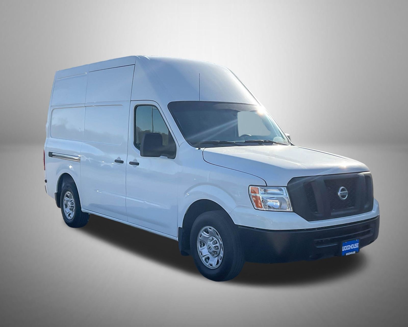 Used 2021 Nissan NV 2500 SV image 3