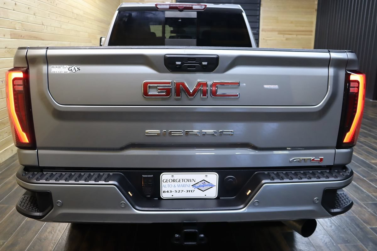Used 2025 GMC Sierra 2500 AT4 w/ AT4 Preferred Package AWD/4WD image 4