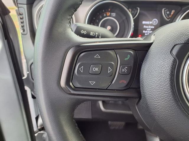 Used 2023 Jeep Gladiator Sport image 9