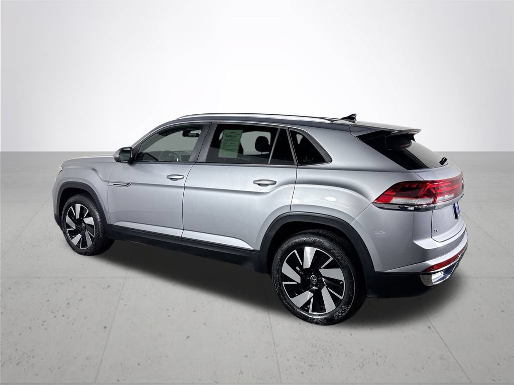 Certified 2025 Volkswagen Atlas Cross Sport SE AWD/4WD image 9