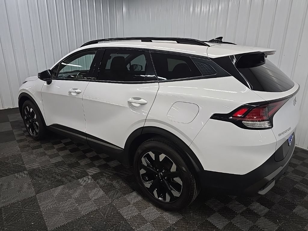 Used 2023 Kia Sportage X-Line AWD/4WD image 8
