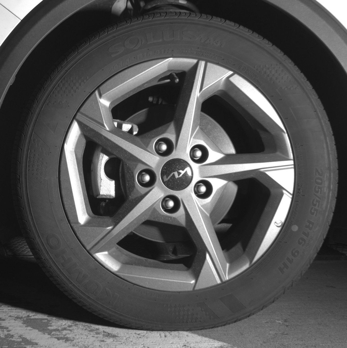 Used 2025 Kia K4 LXS image 12