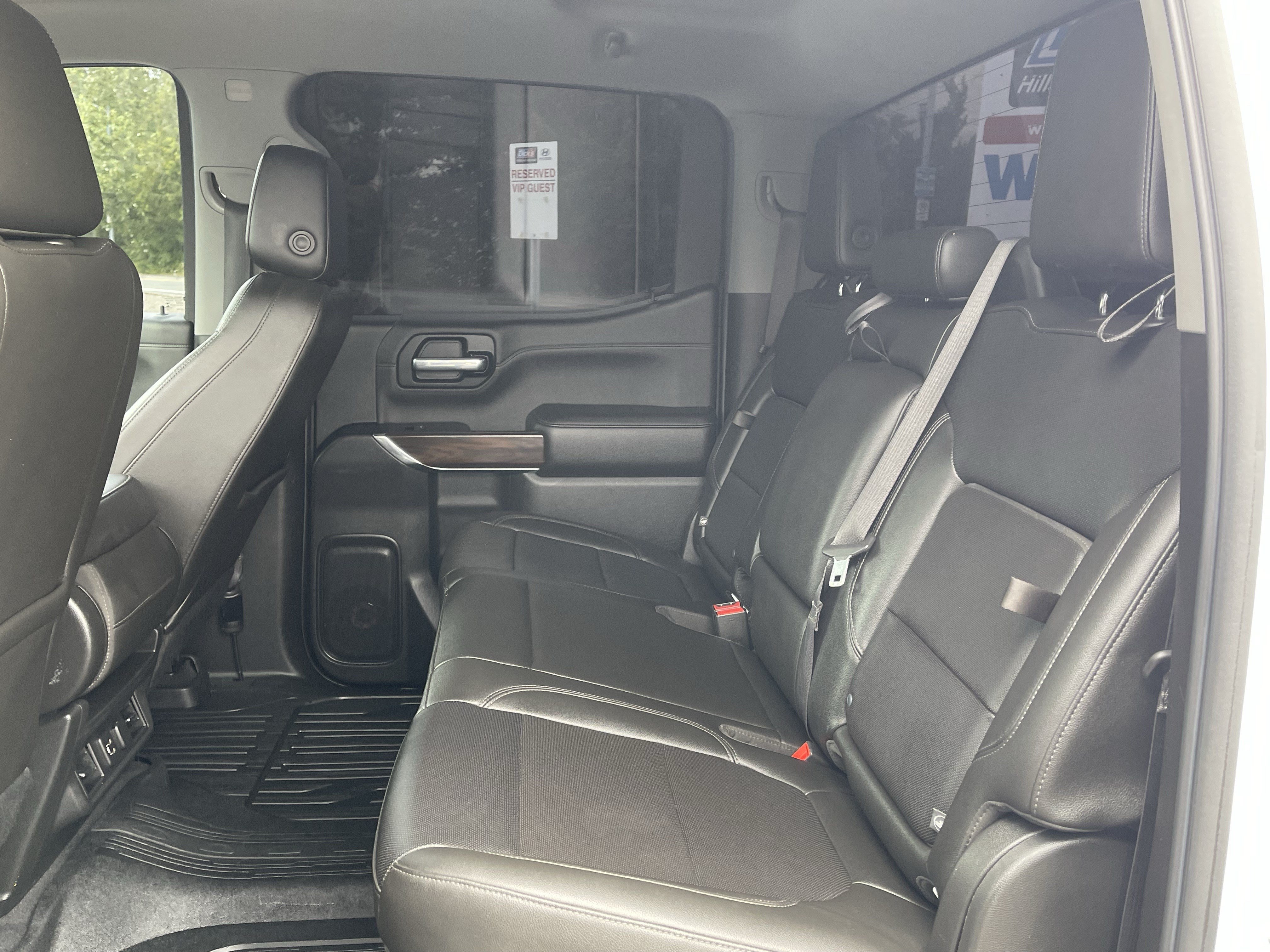 Used 2019 GMC Sierra 1500 SLT w/ X31 Off-Road Package AWD/4WD image 18