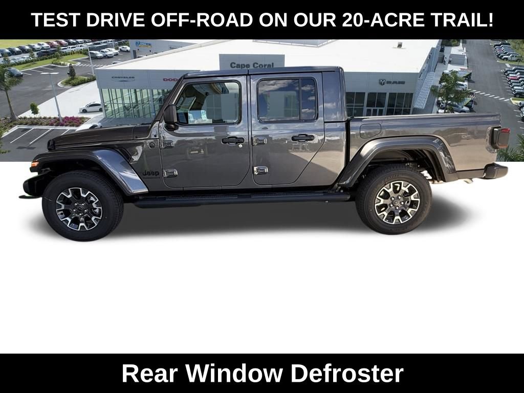 New 2026 Jeep Gladiator Sahara image 8