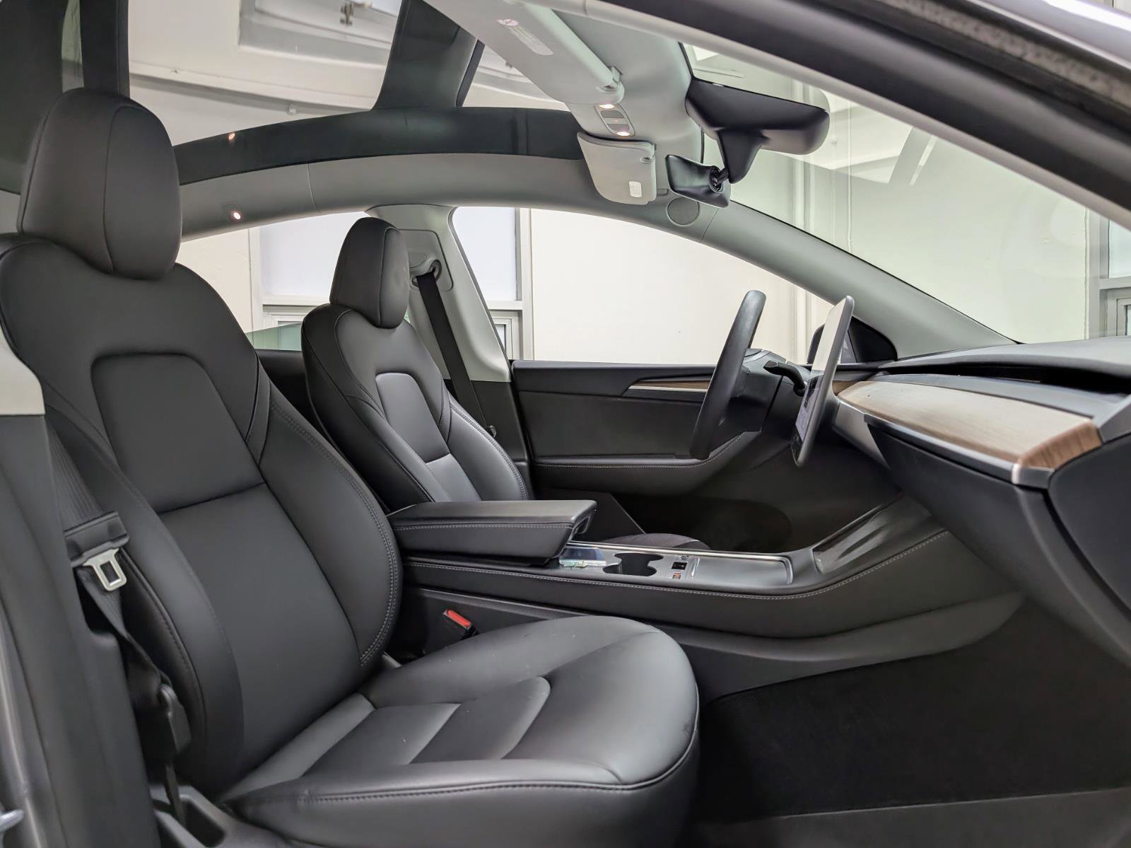 Used 2024 Tesla Model Y Long Range image 24