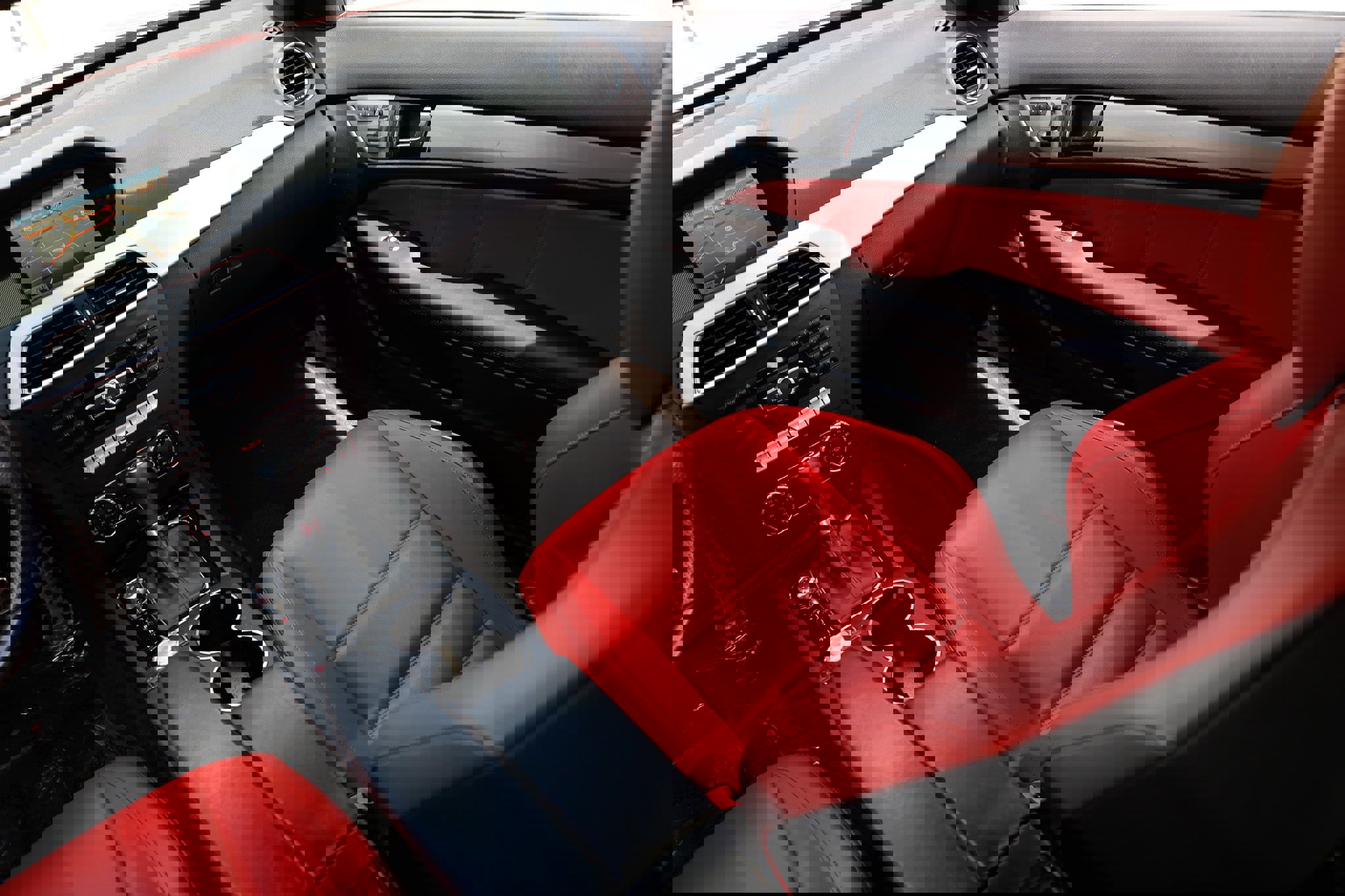 Used 2015 Mercedes-Benz C 63 AMG Coupe image 25