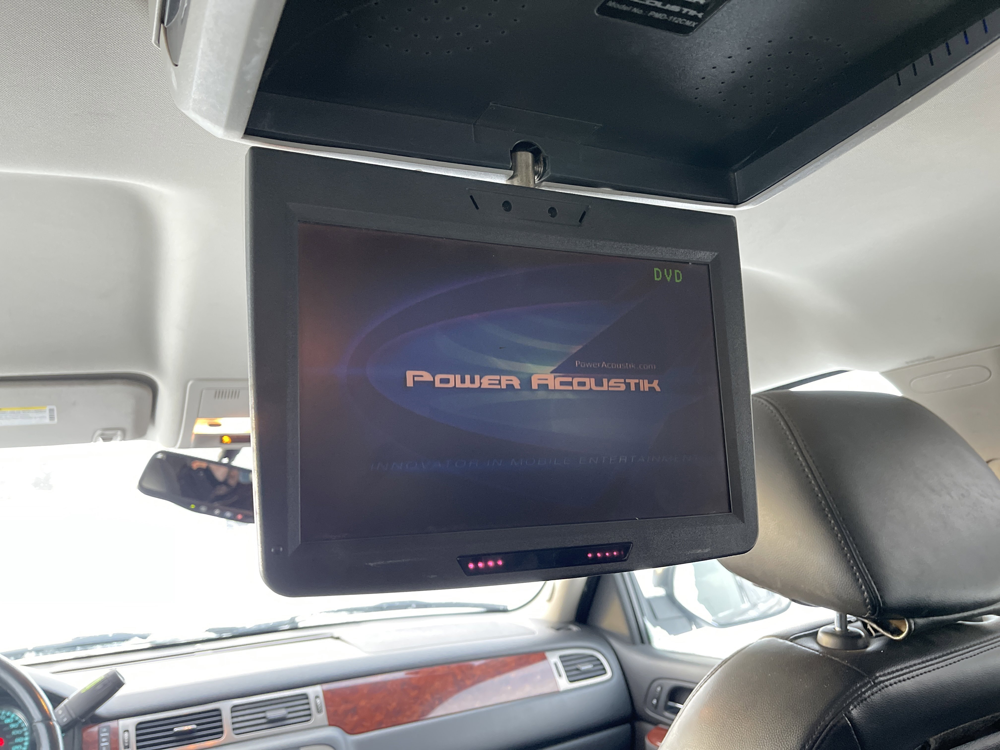 Used 2011 GMC Yukon SLT image 23