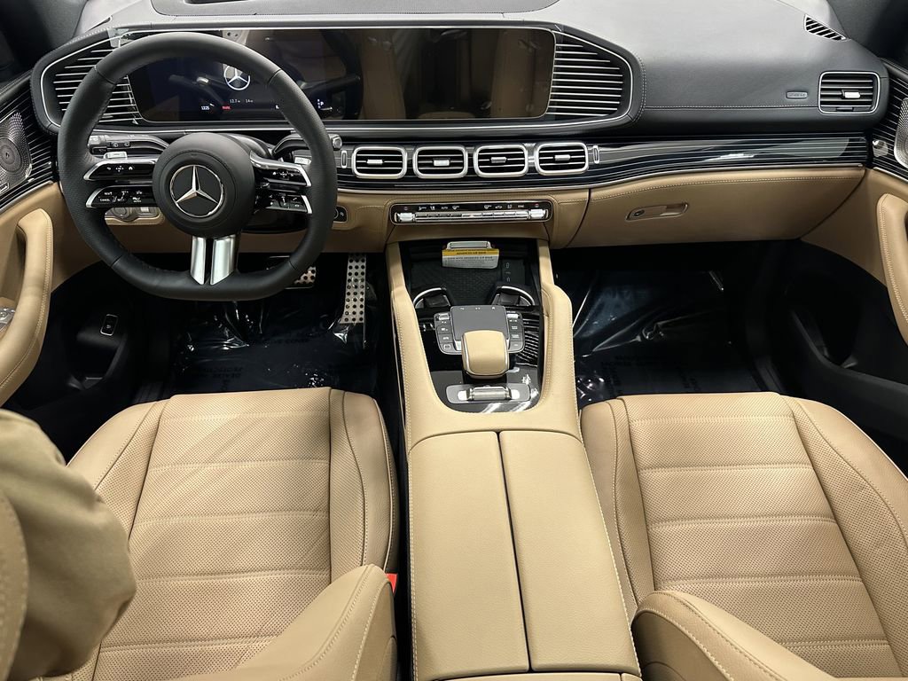 New 2026 Mercedes-Benz GLS 580 4MATIC image 28