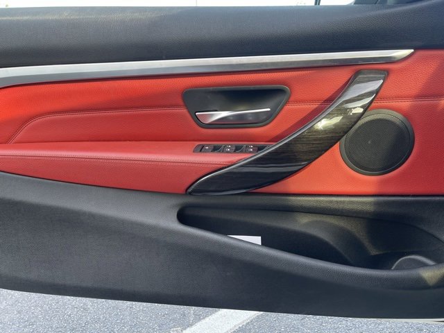 Used 2016 BMW 428i xDrive Convertible image 9