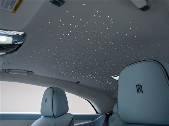 Used 2025 Rolls-Royce Spectre w/ Spectre Enhancement Package image 16