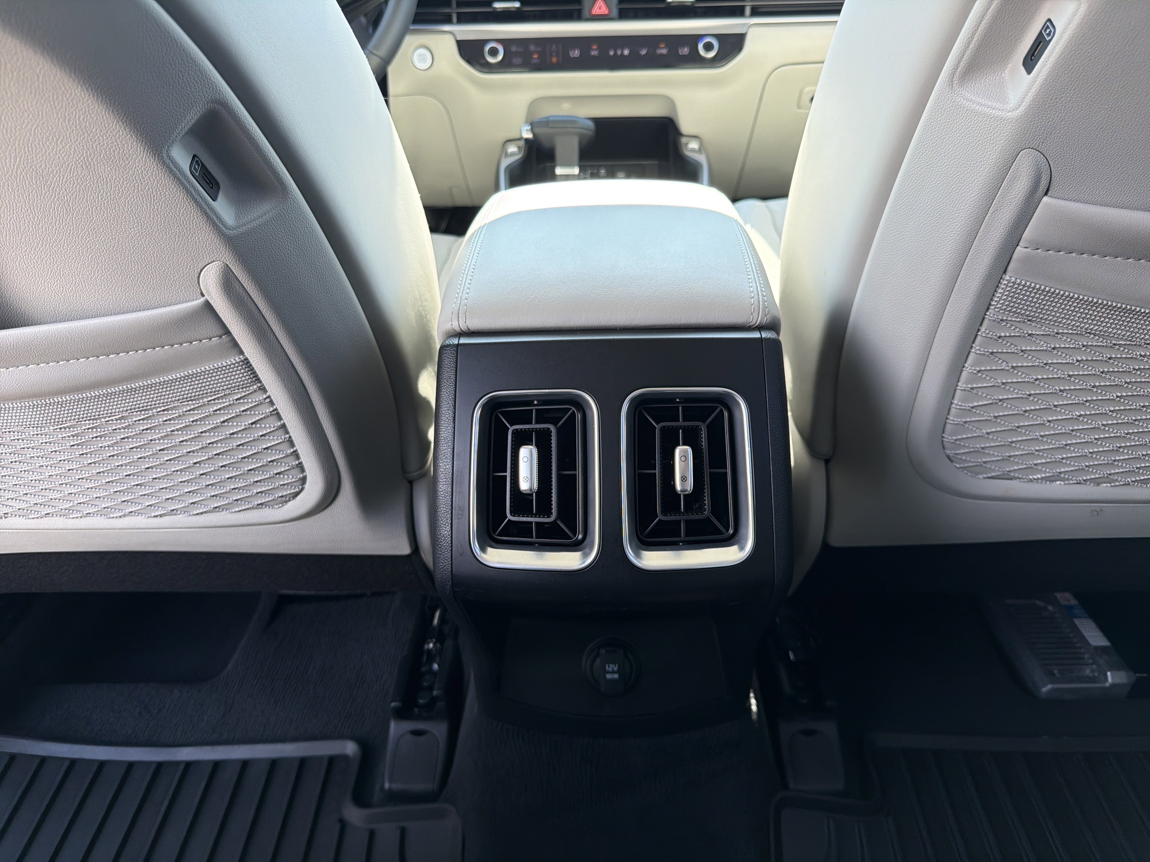 Used 2025 Kia Sorento EX w/ Panoramic Sunroof Package image 26