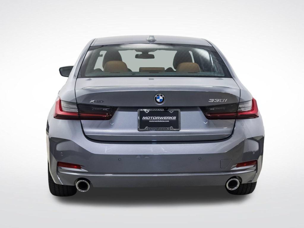 Used 2024 BMW 330i xDrive Sedan AWD/4WD image 4