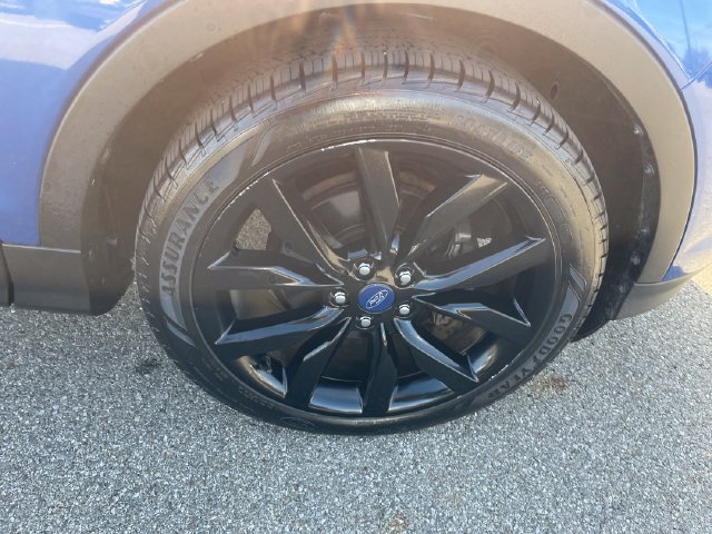 Used 2017 Ford Escape SE w/ SE Sport Appearance Package FWD image 38