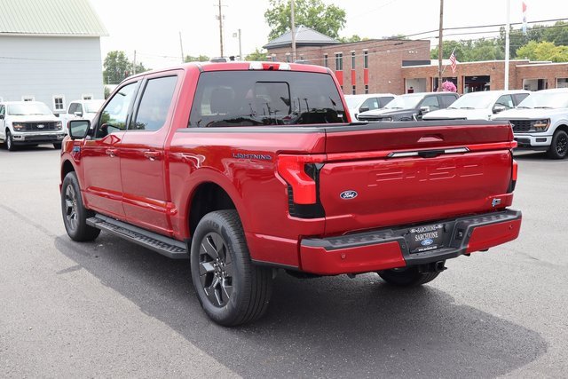 New 2025 Ford F150 Lightning Lariat w/ Max Trailer Tow Package image 20