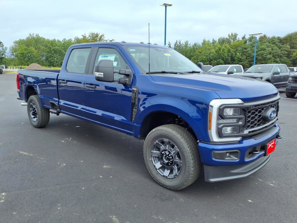 New 2026 Ford F250 XL image 4