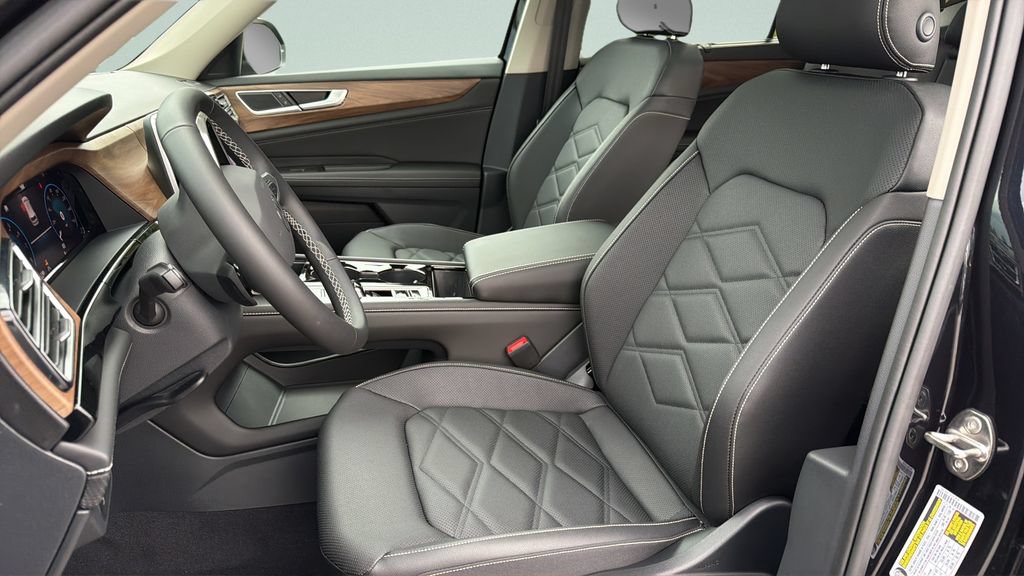 New 2026 Volkswagen Atlas SE FWD image 26