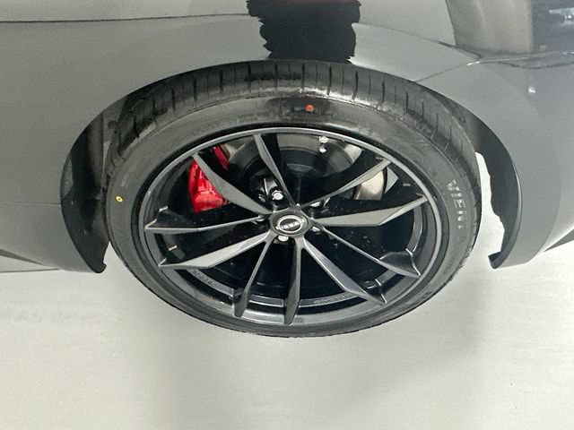 Certified 2025 Nissan Z Performance w/ Floor Mat Package RWD image 26