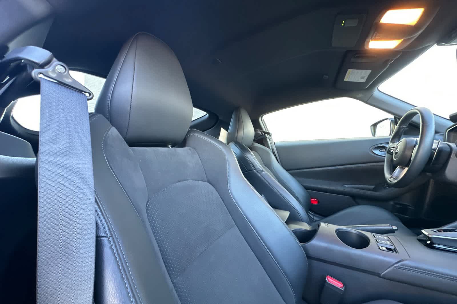 Used 2025 Nissan Z Performance w/ Floor Mat Package RWD image 14