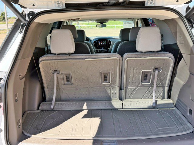 Used 2019 Chevrolet Traverse LT image 19