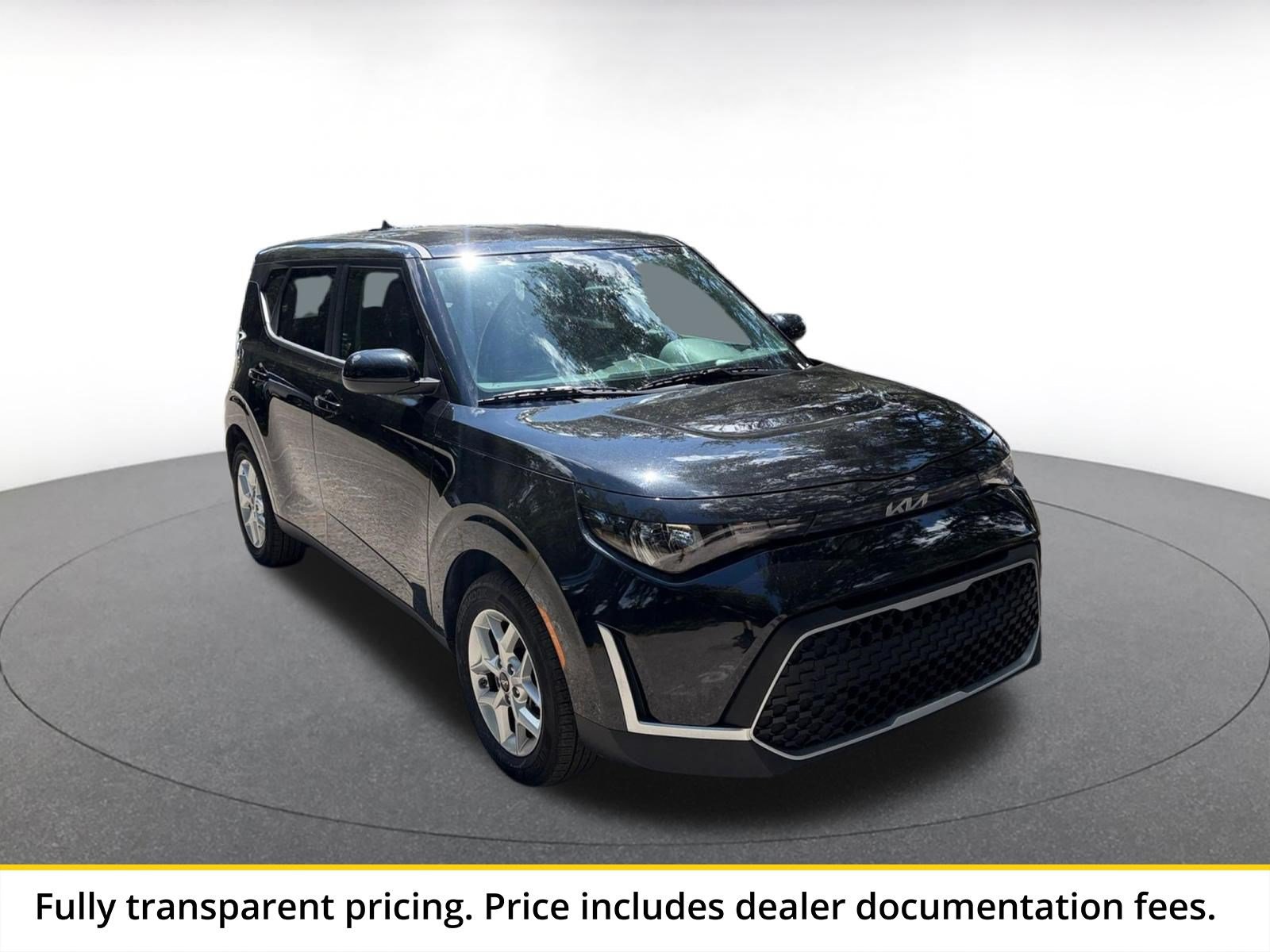 Used 2025 Kia Soul LX w/ LX Technology Package