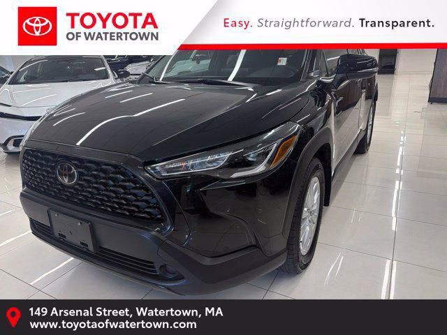 Certified 2023 Toyota Corolla Cross LE w/ Moonroof Package AWD/4WD image 1