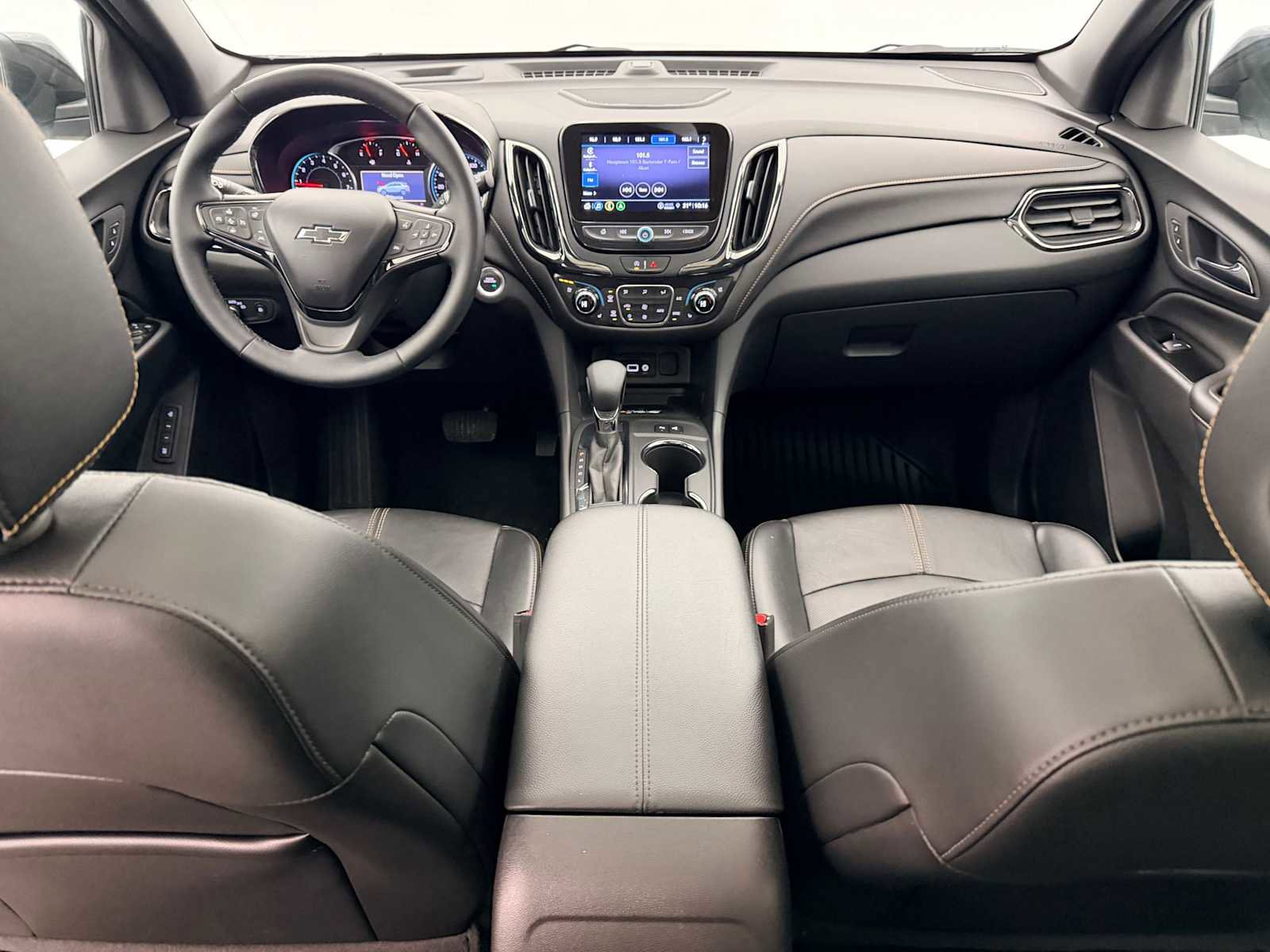 Used 2024 Chevrolet Equinox Premier image 16