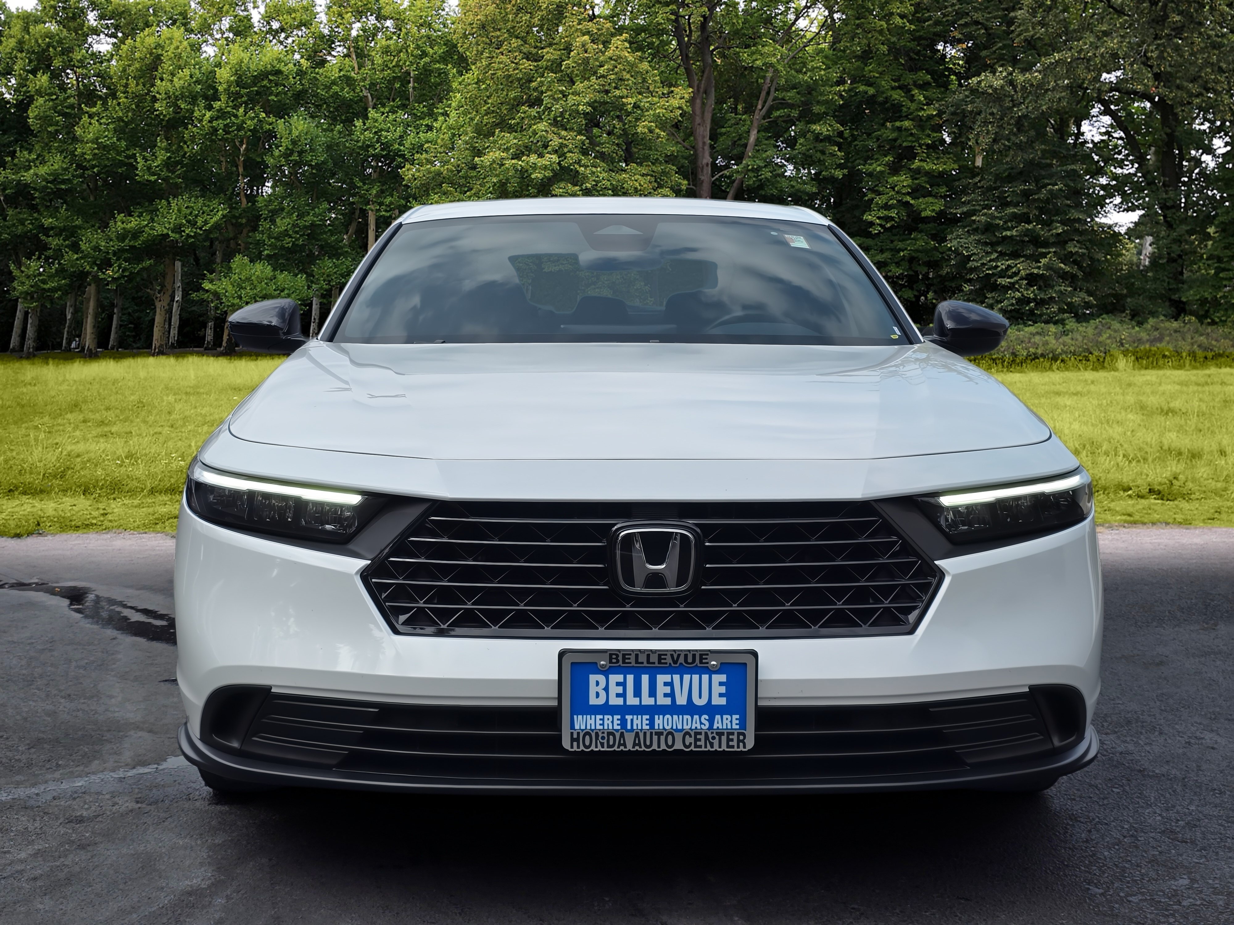 Used 2025 Honda Accord Sport image 2