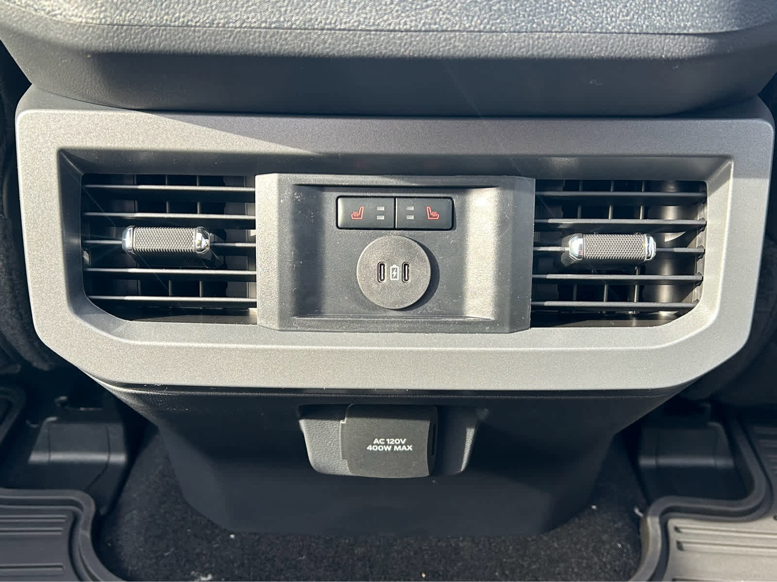 New 2026 Ford F250 Lariat w/ Black Appearance Package image 17