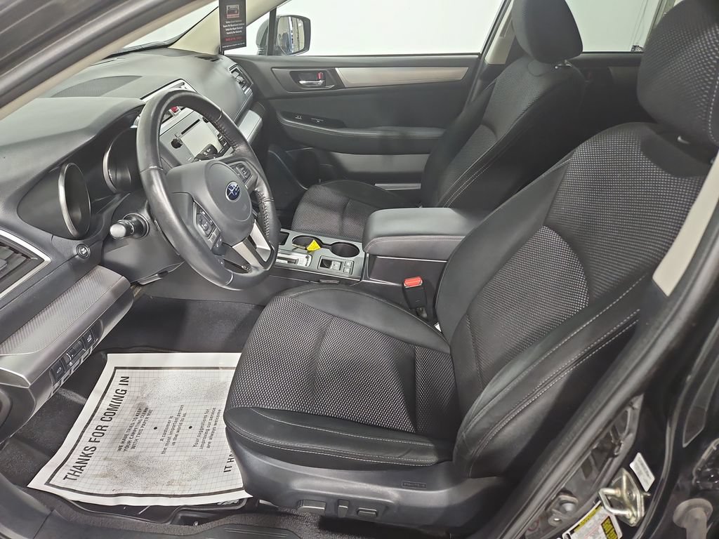 Used 2017 Subaru Outback 2.5i Premium AWD/4WD image 10
