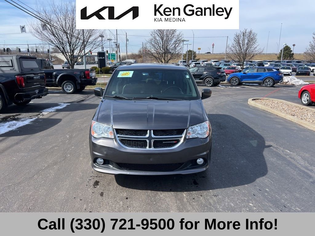 Used 2020 Dodge Grand Caravan SXT image 4