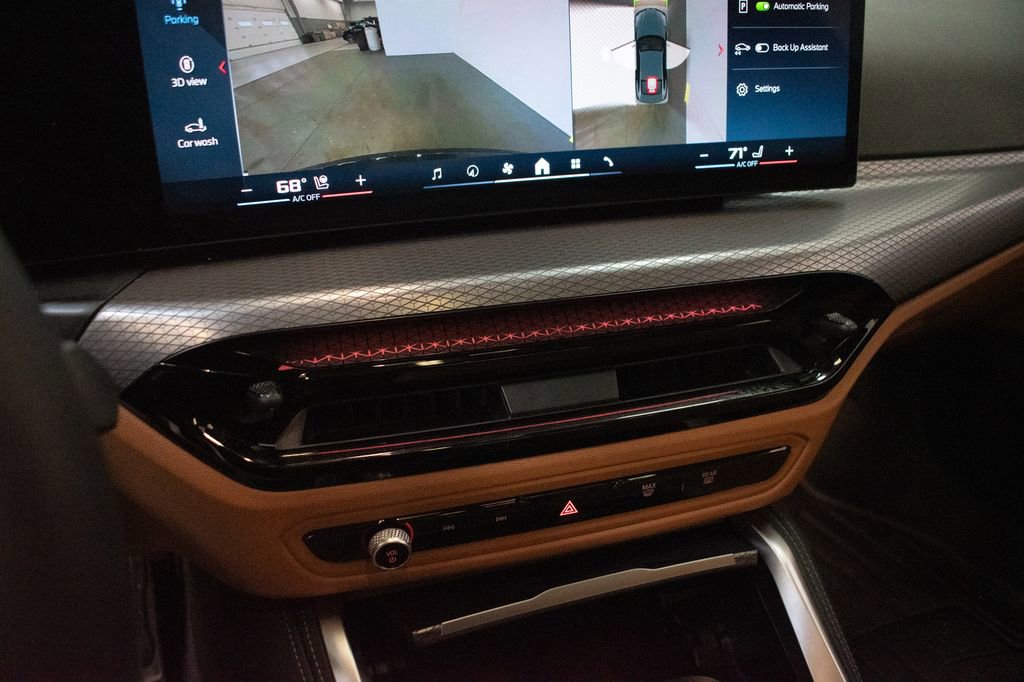 Certified 2026 BMW 440i xDrive Coupe w/ Parking Assistance Package image 17