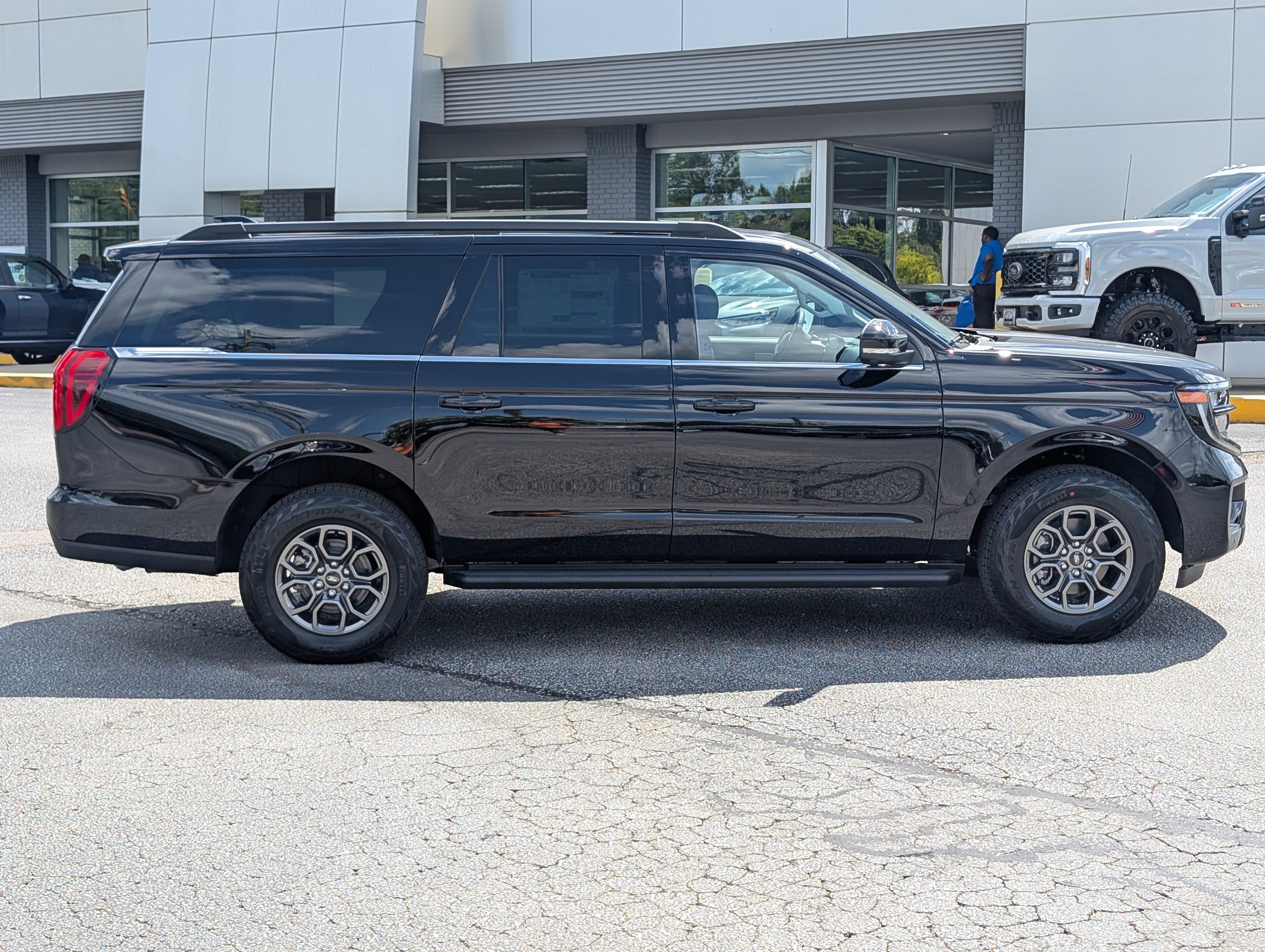 New 2027 Ford Expedition Max Active RWD image 8