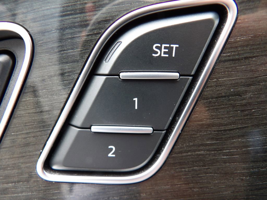 Used 2023 Audi Q7 3.0T Premium Plus image 11