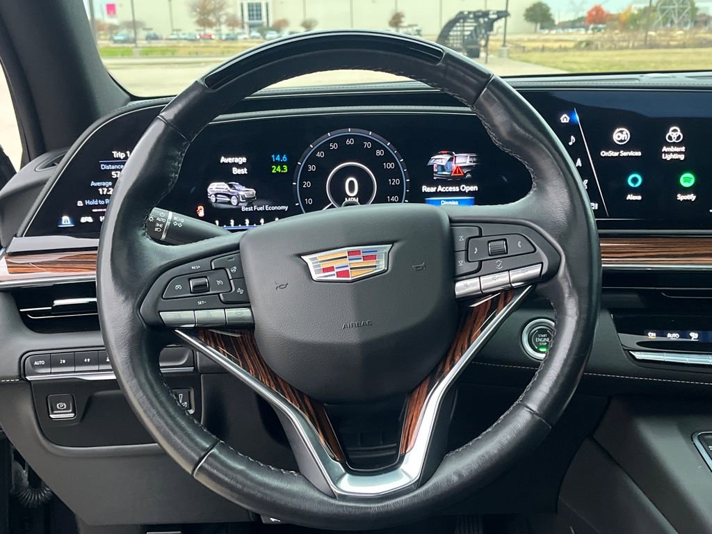 Used 2022 Cadillac Escalade Premium Luxury image 18