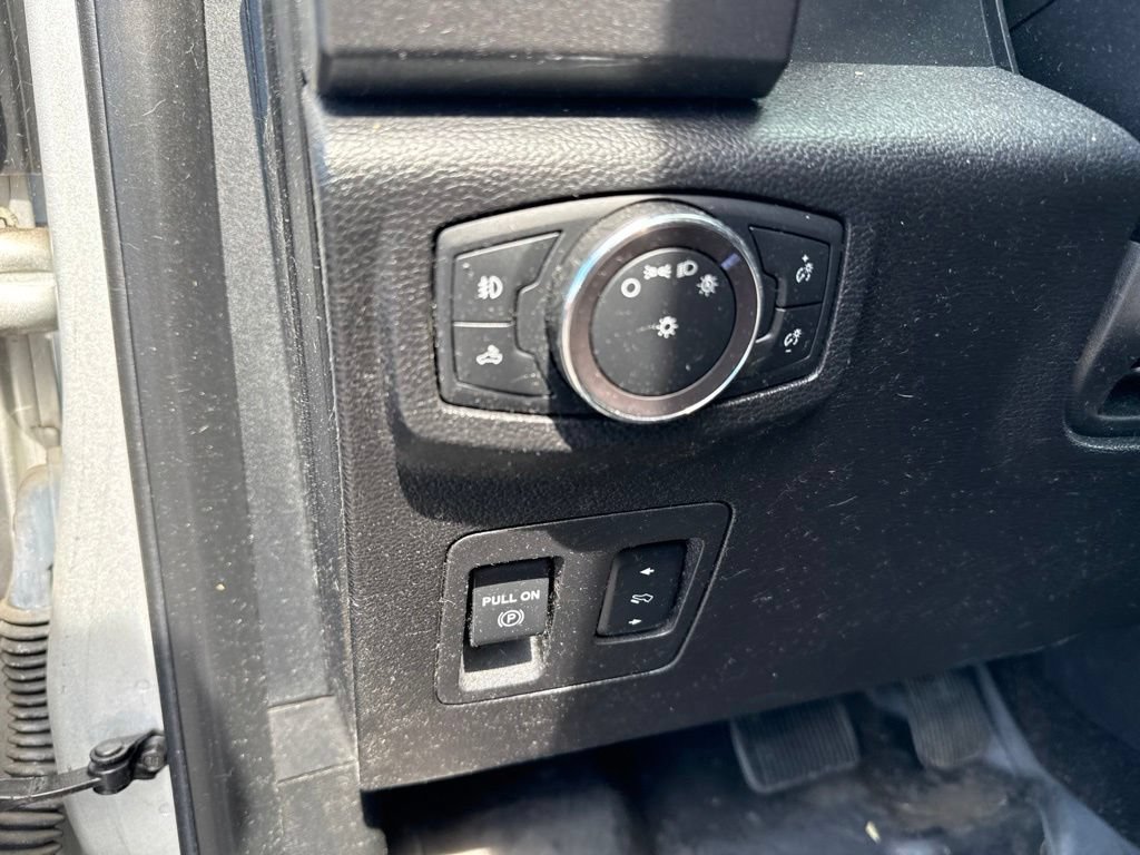 Used 2018 Ford F150 XLT w/ Equipment Group 302A Luxury AWD/4WD image 18