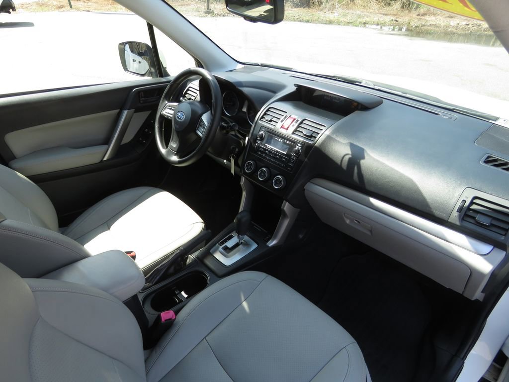 Used 2015 Subaru Forester 2.5i Premium w/ All-Weather Package AWD/4WD image 14