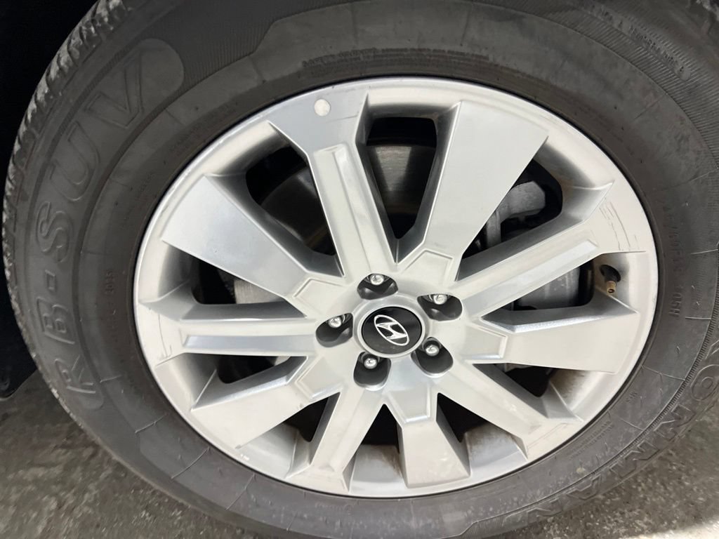 Used 2019 Buick Envision Essence w/ LPO, Road Trip Package FWD image 45